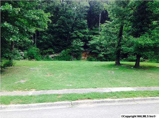 10155 Dunbarton Dr SE